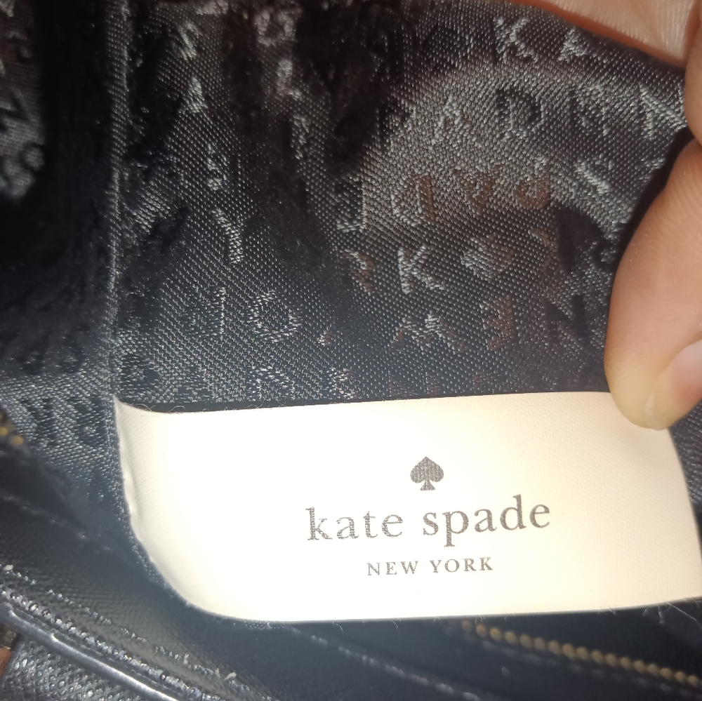 Kate Spade Tote - Picture 6 of 10